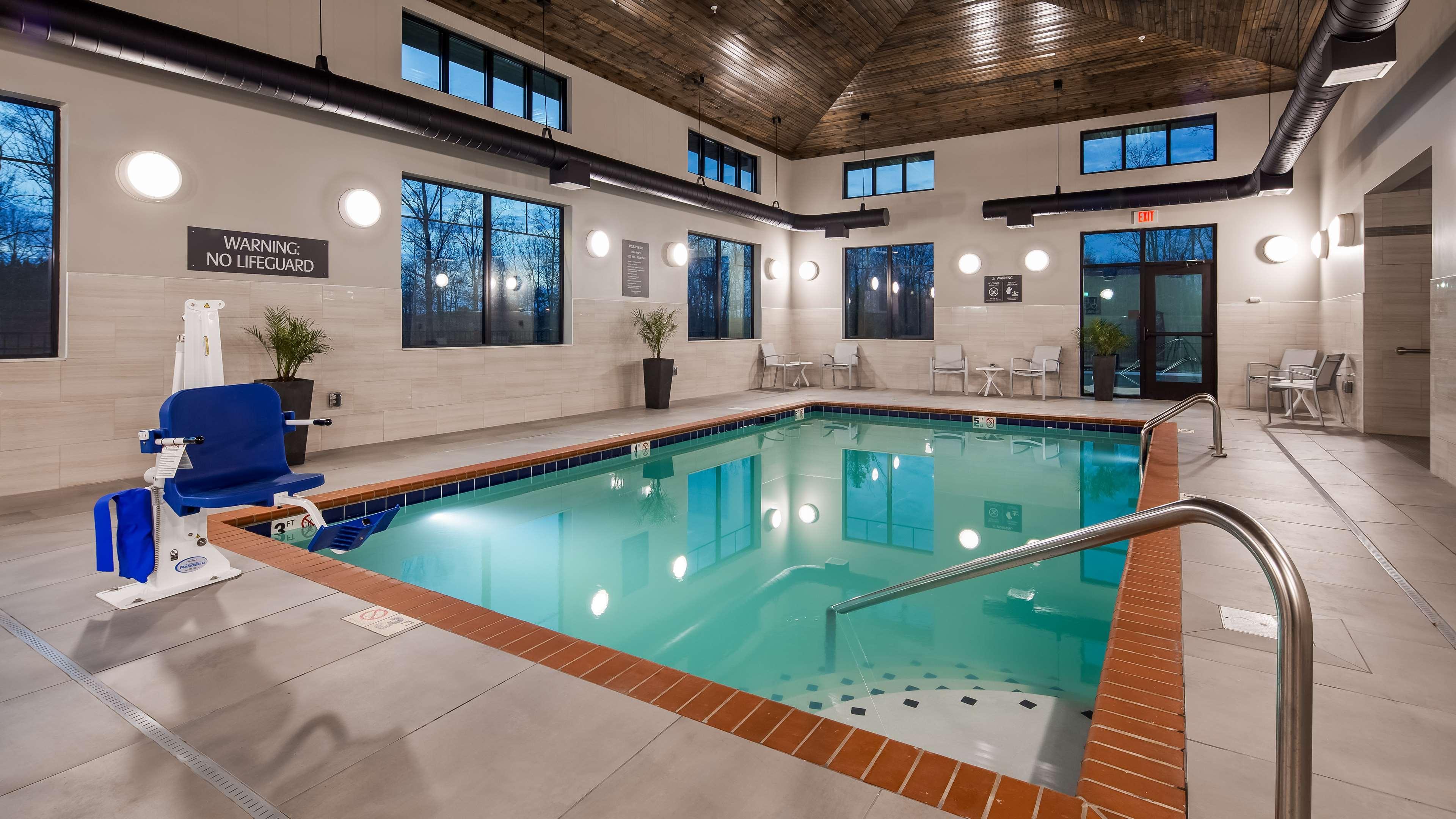 Best Western Plus Lawrenceburg المظهر الخارجي الصورة